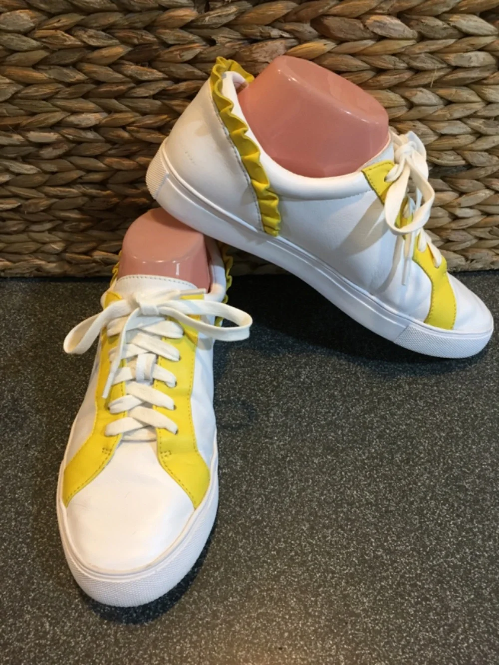 Talbots White and Yellow Leather Ruffle-Back Sneakers